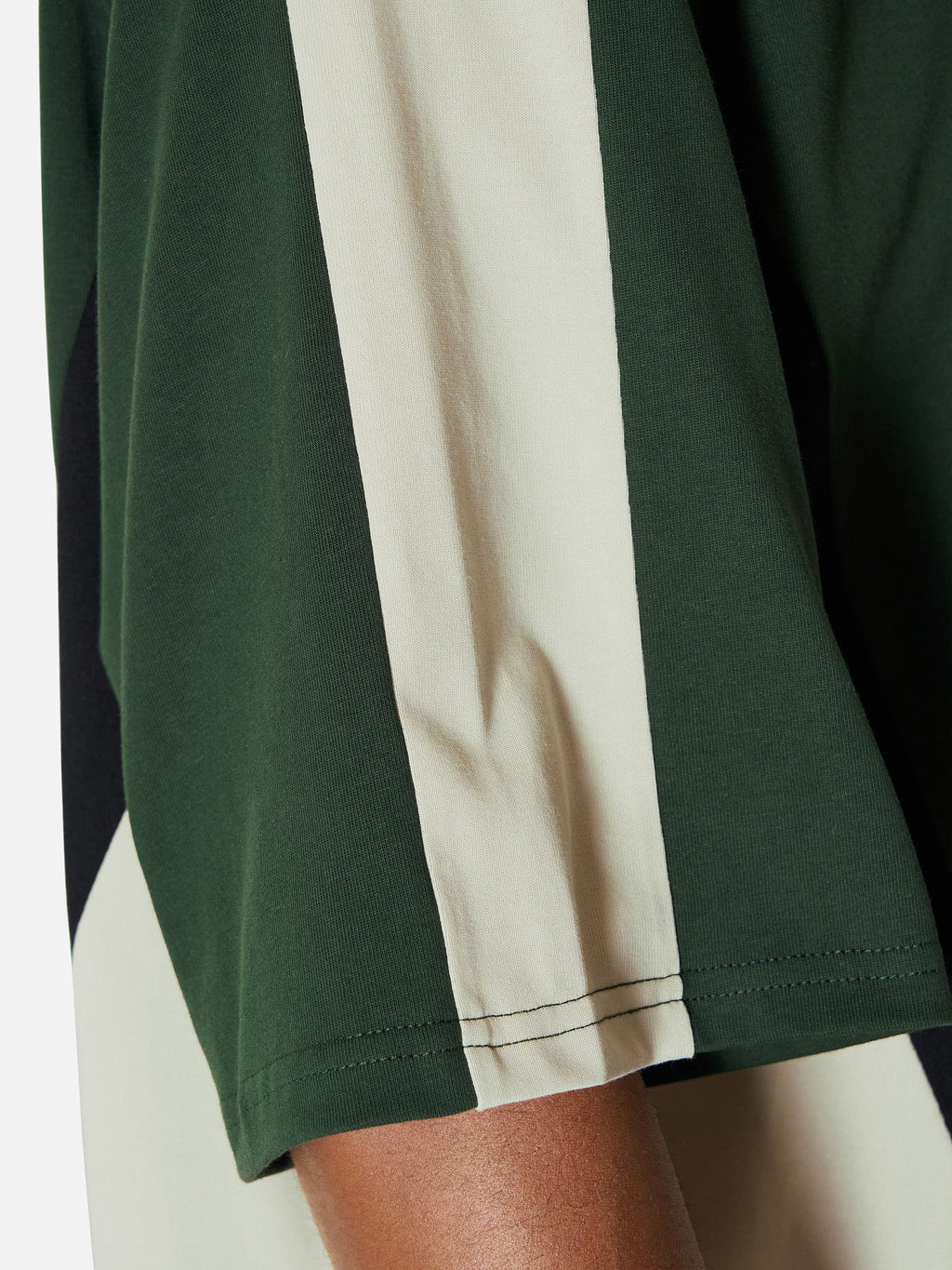 Aelfric Eden Color Blocking Star Tee