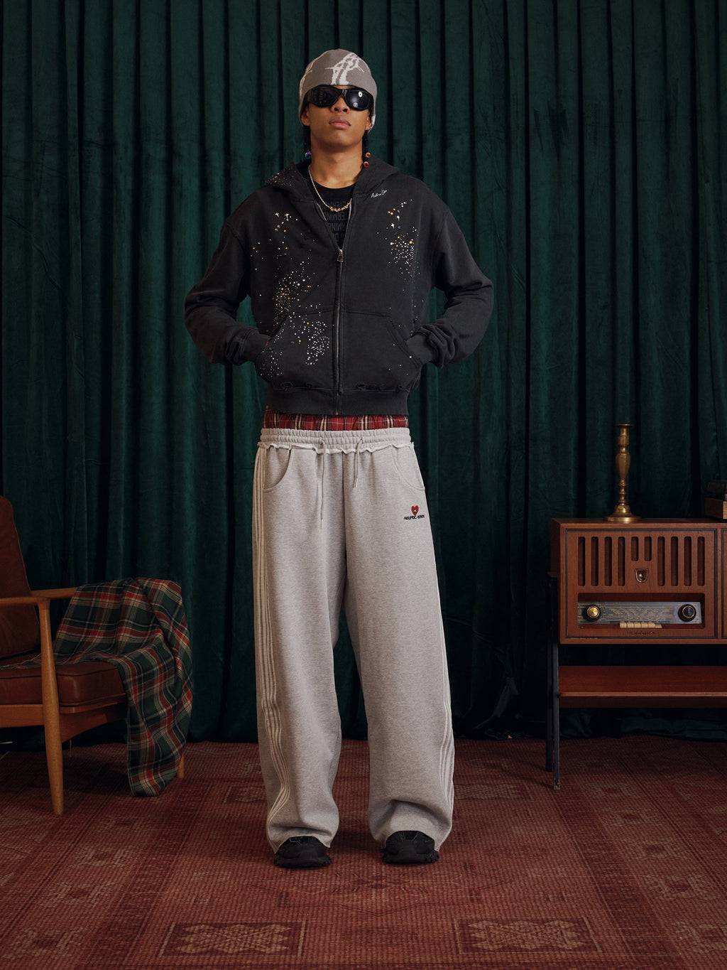Aelfric Eden Rhinestone Regular Zip Up Hoodie