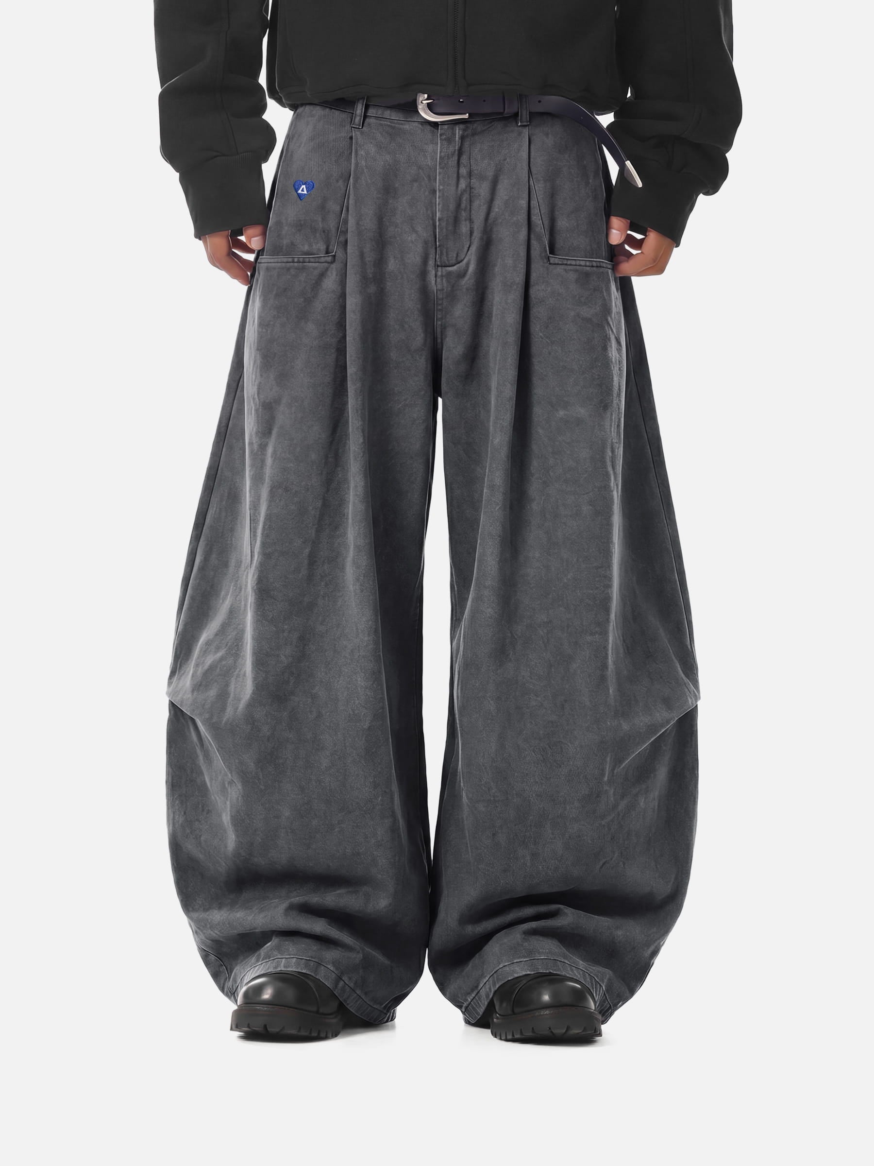 Aelfric Eden Pleated Pocket Baggy Barrel Pants