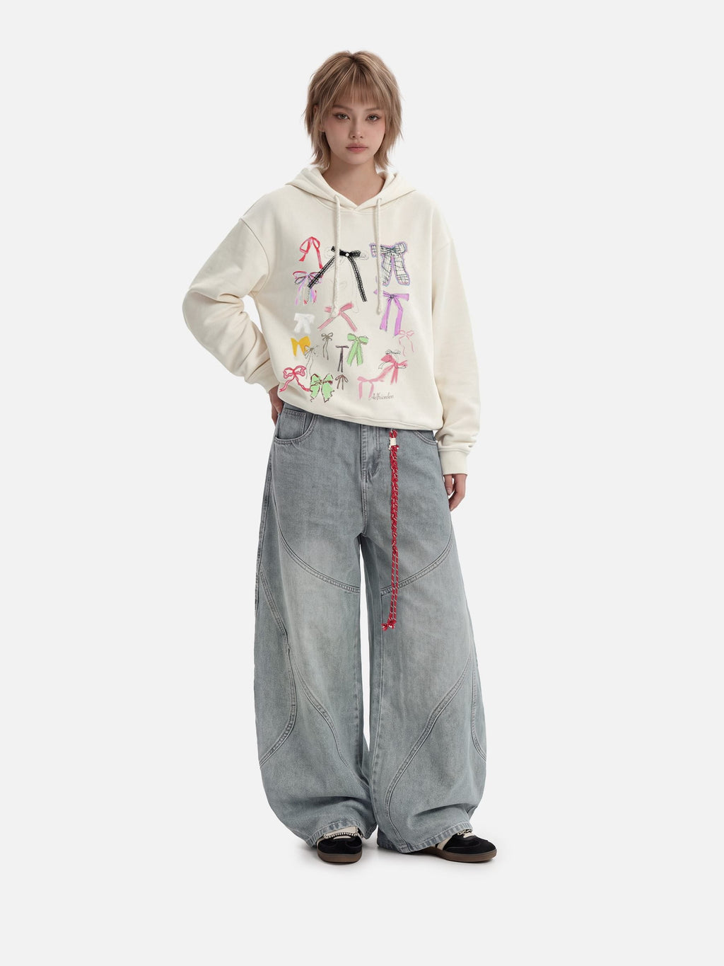 Aelfric Eden Oversized Bow Graphic Hoodie