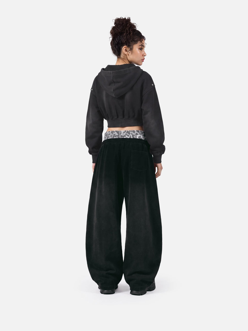 Aelfric Eden Cropped Spray Dyed Zip Up Hoodie