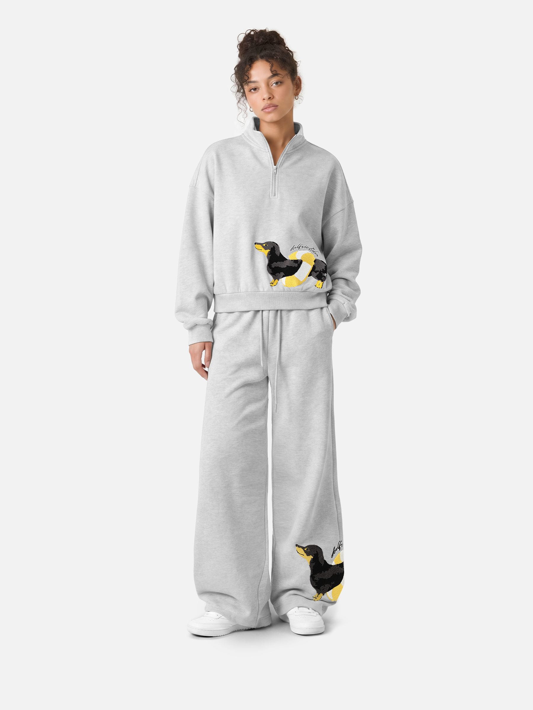 [Pre-Order] Aelfric Eden Dachshund Embroidery Quarter-Zip Sweatshirt