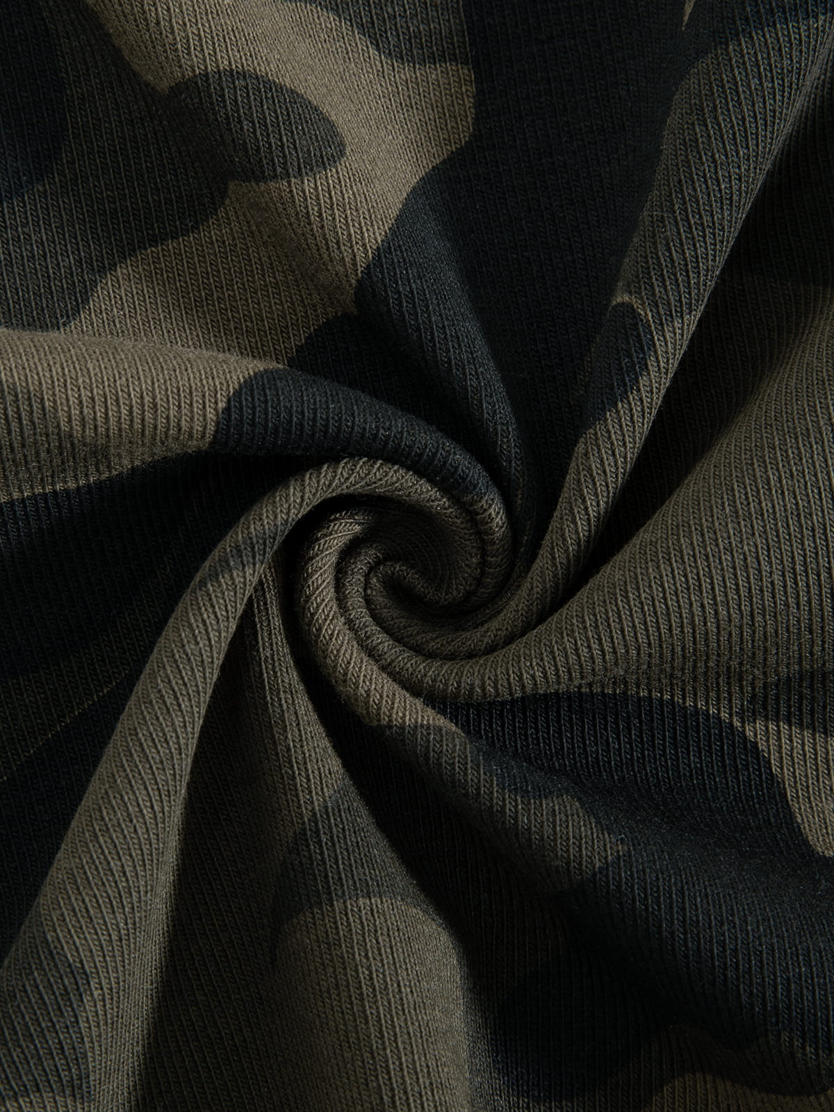Aelfric Eden Cropped CAMO 77 Off-The-Shoulder Tee