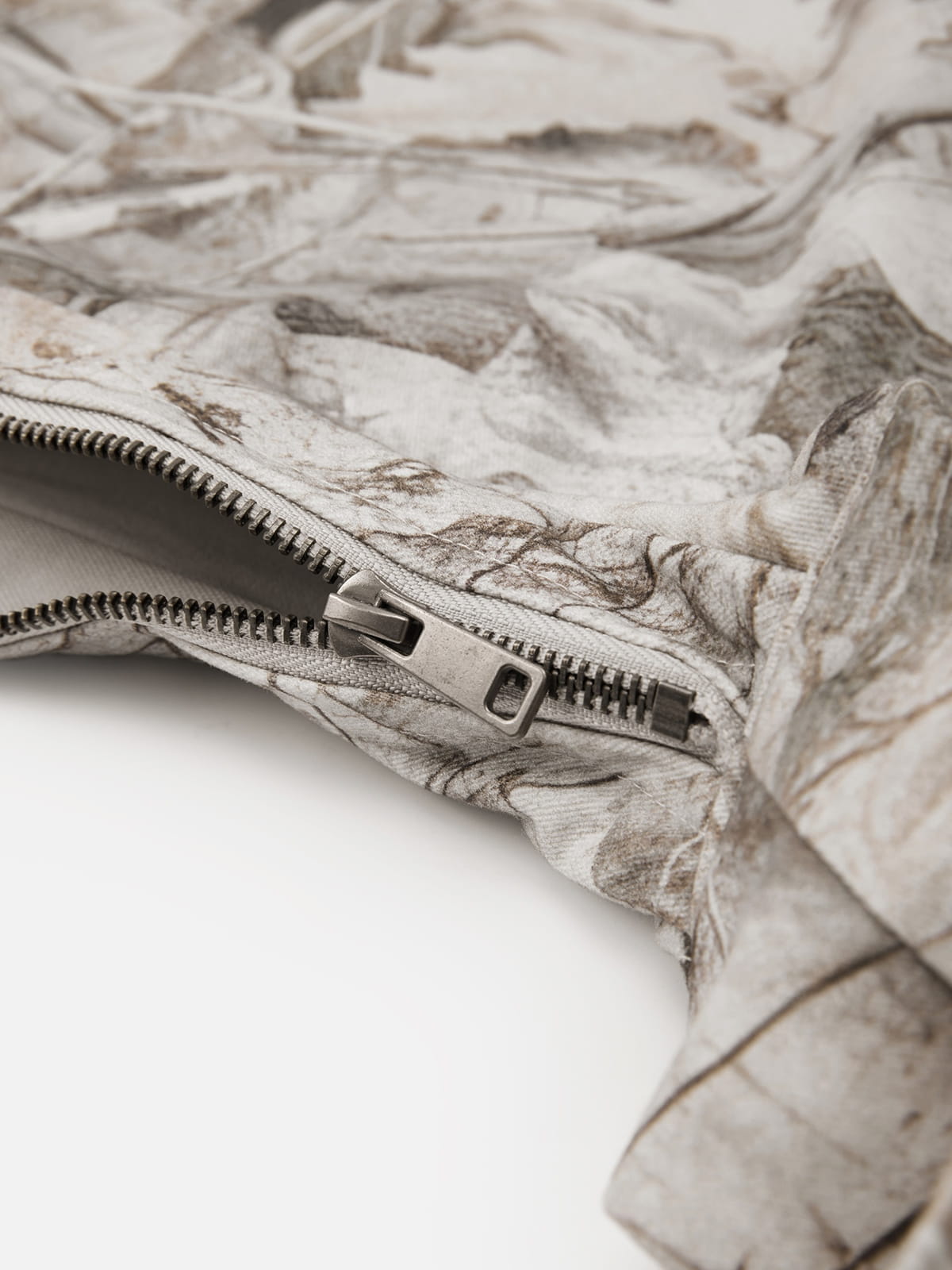Knotted Strap Shoulder Bag