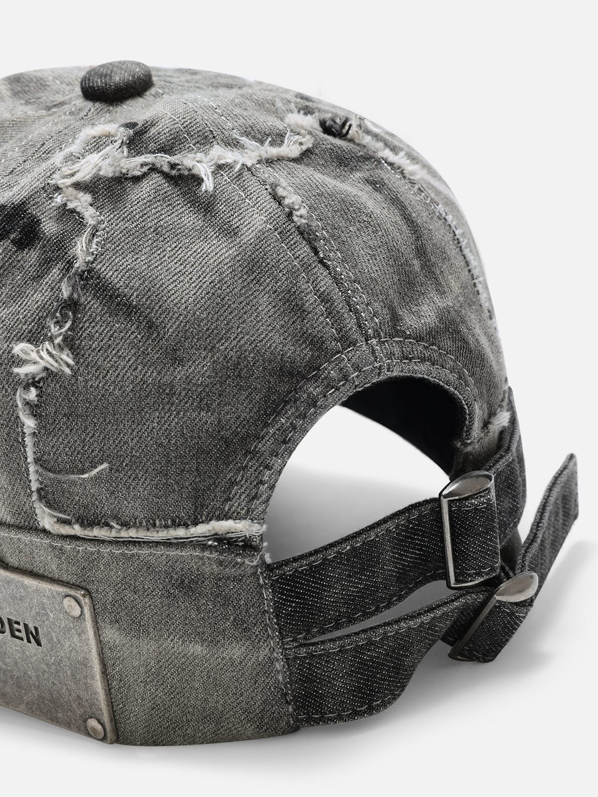 Distressed Grommet Cap