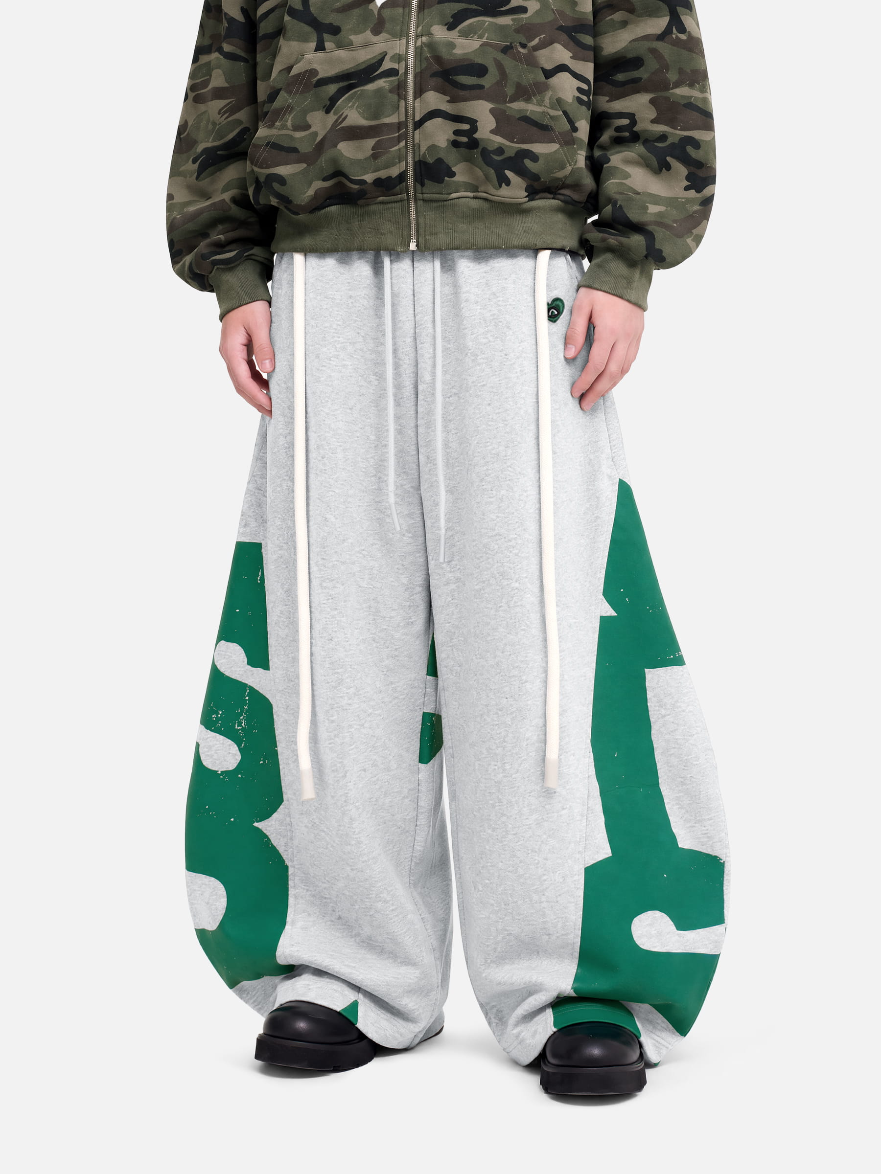 Aelfric Eden Graffiti Super Baggy Barrel Sweatpants